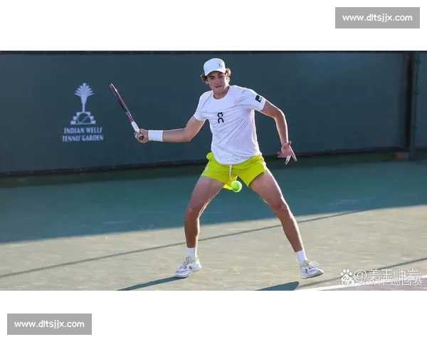 剃光头赴约,献冠军给妈!19 岁丰塞卡书写巴西网球新篇 剃光头赴约,献冠军给妈!19 岁丰塞卡书写巴西网球新篇