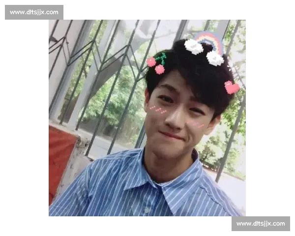 李昀锐寸头亮相:射箭钉靶心,帅得很有底气 李昀锐寸头亮相:射箭钉靶心,帅得很有底气